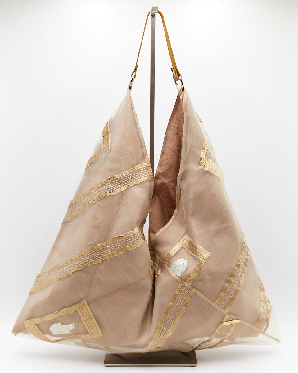 Beige/gold silk bag
